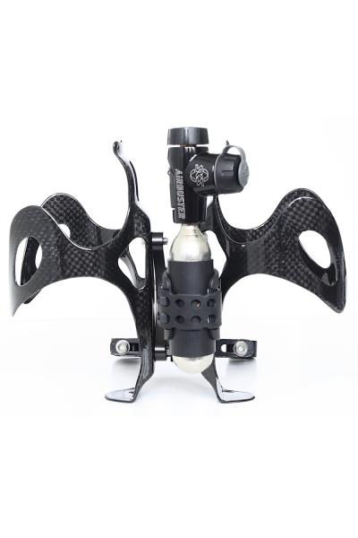 Porte-bidon derrière la selle - Feathery Carbon FC121 Aero 4 / 305 g.